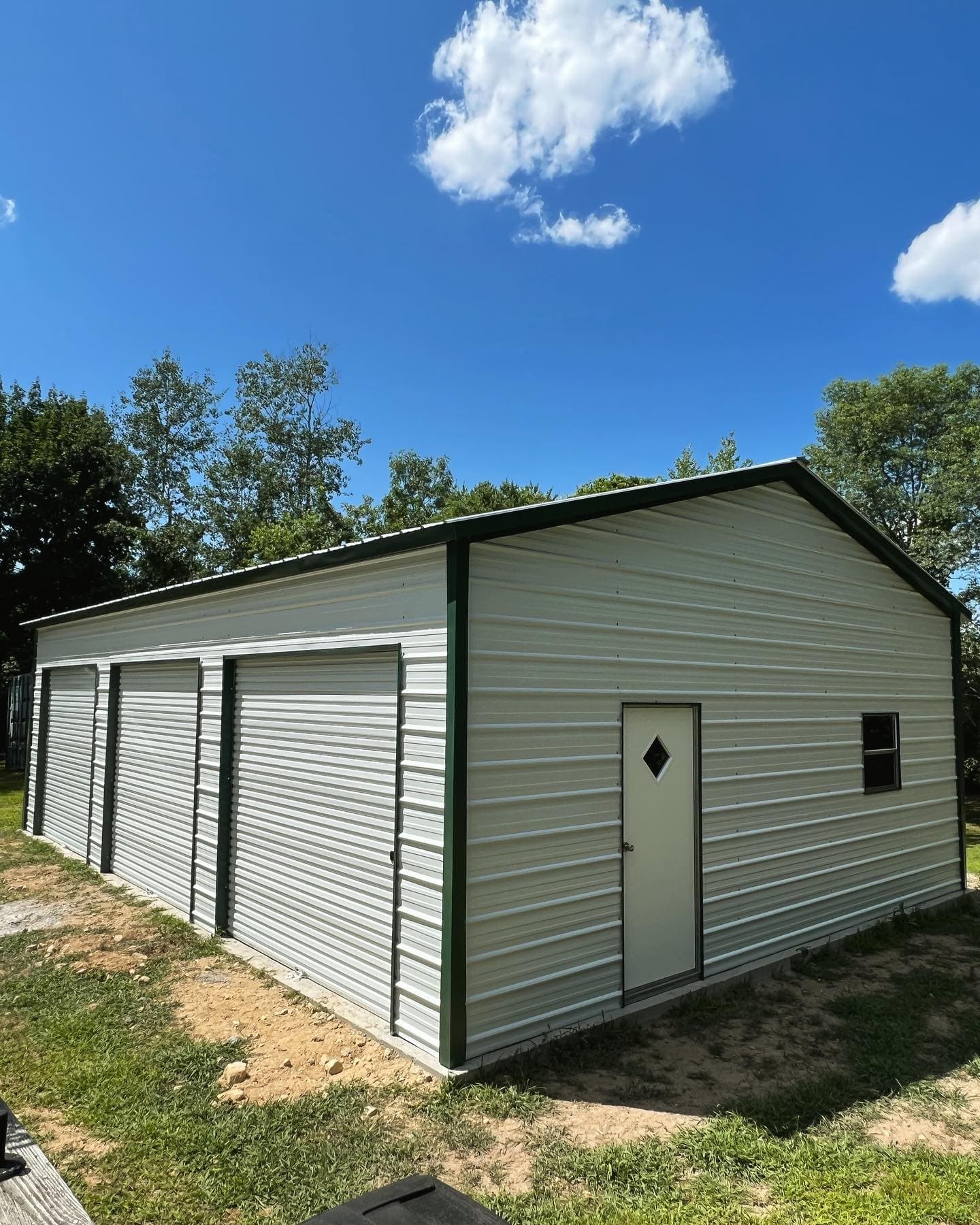 Custom 24'x35'x10' Metal Building