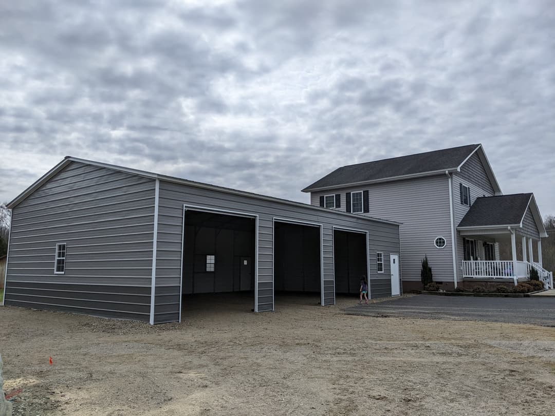 How Custom Steel Building Design Impacts Strength, Cost & Longevity